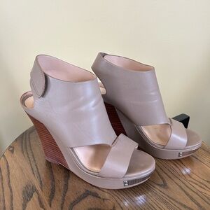Vince Camuto Winnie Nude Leather Platform Wedge Sandals Women's, Size 7 1/2